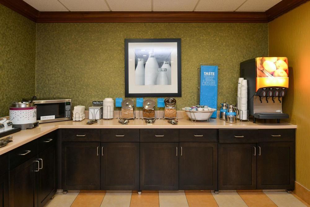 Hampton Inn And Suites Springboro Oh Pet Policy