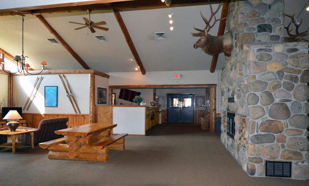 Pet Friendly Hotels In Big Sky Mt Bringfido