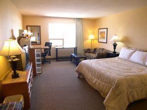 36 HQ Photos Days Inn Pet Policy Canada : Days Inn Conference Centre Bridgewater Tourism Nova Scotia Canada