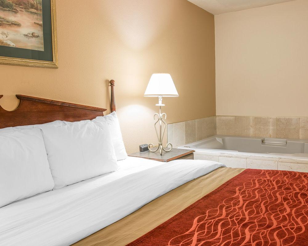 Baymont By Wyndham Belleville Airport Area Pet Policy