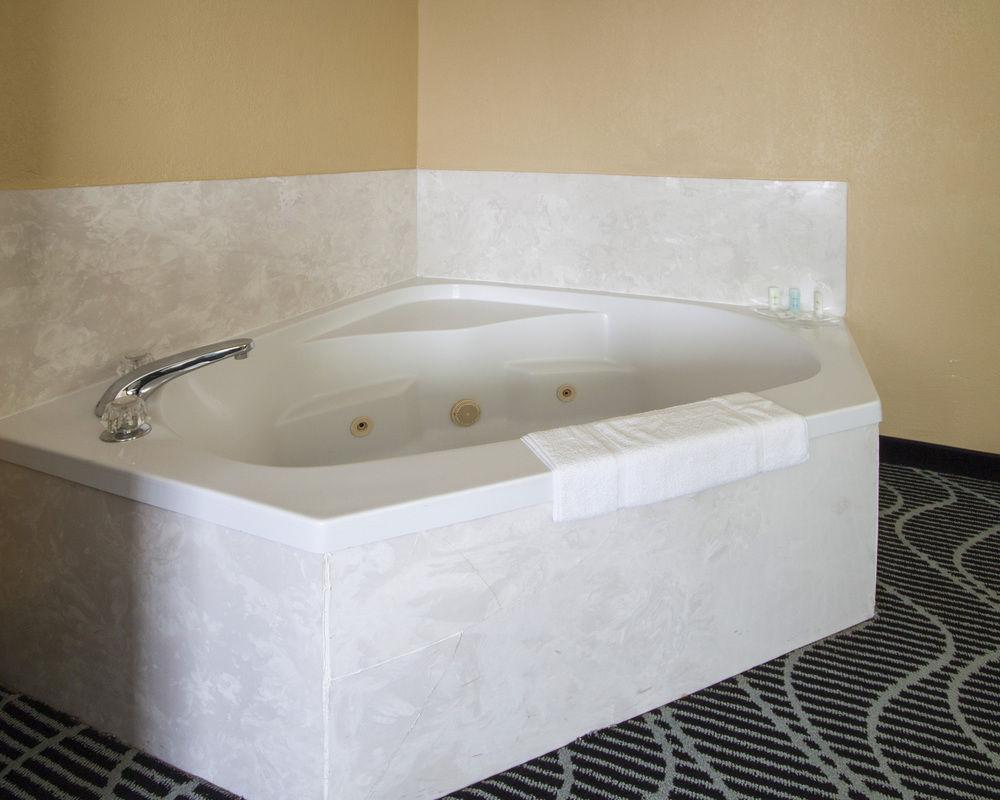 Comfort Suites Lake Ray Hubbard Pet Policy