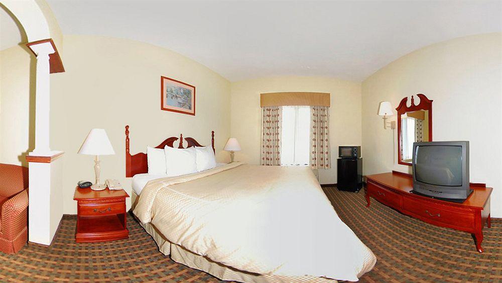 Comfort Suites Savannah Historic District Pet Policy