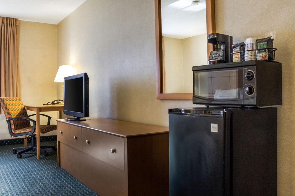 Comfort Inn Jamestown Pet Policy