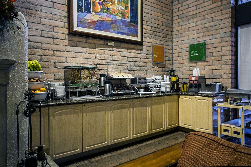 Comfort Suites At Sabino Canyon Pet Policy