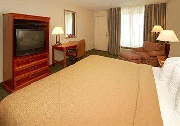 Quality Inn Conference Center Mcdonough Pet Policy