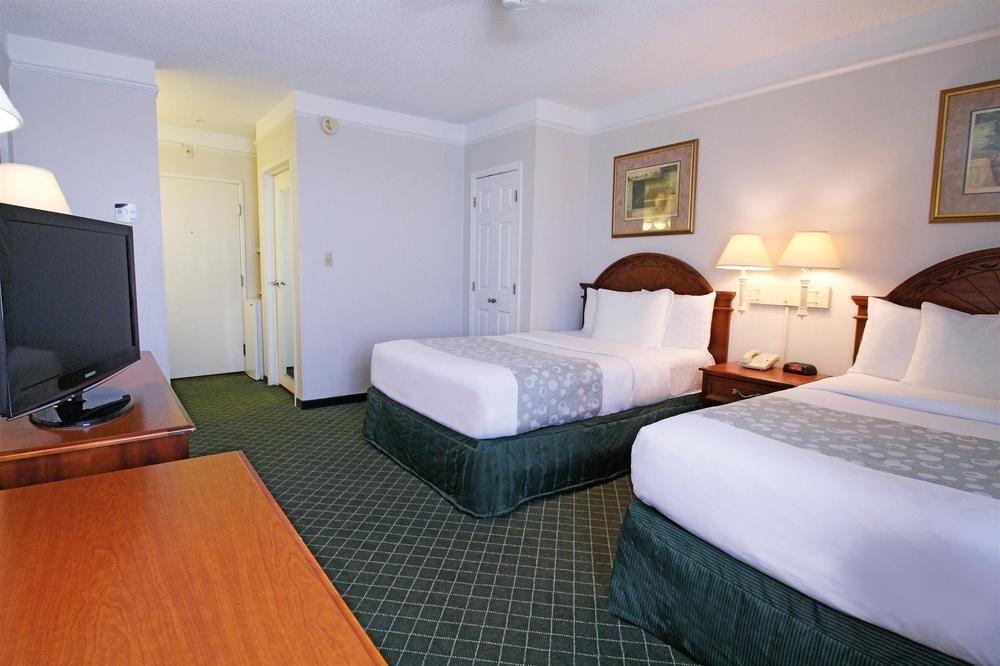 La Quinta Inn Suites Melbourne Pet Policy
