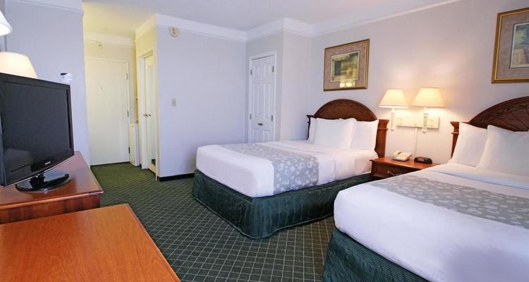 La Quinta Inn Suites Melbourne Pet Policy