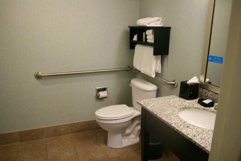 Hampton Inn and Suites Bluffton Sun City Pet Policy