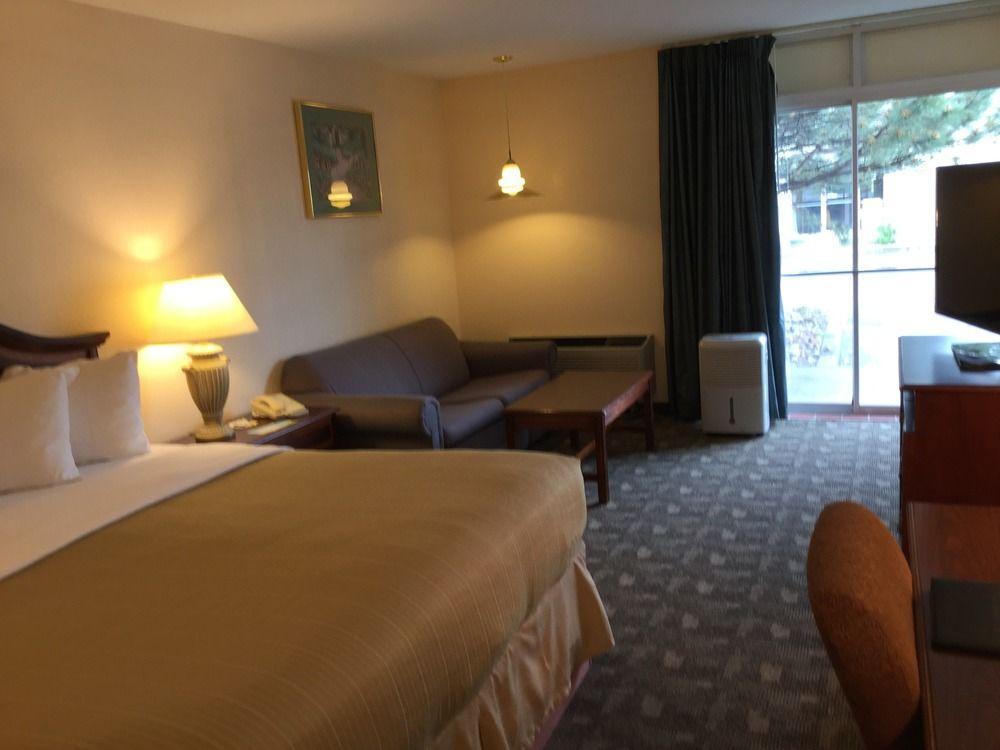 Days Inn Grand Island I 80 Pet Policy