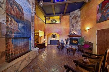 Avila La Fonda Hotel Pet Policy