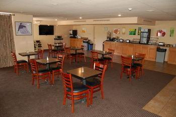 Quality Inn Taos Pet Policy