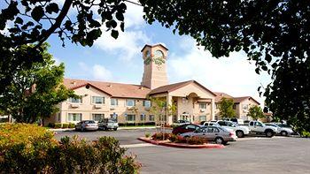 Pet Friendly Hotels Resorts In Arbuckle Ca - Bringfido