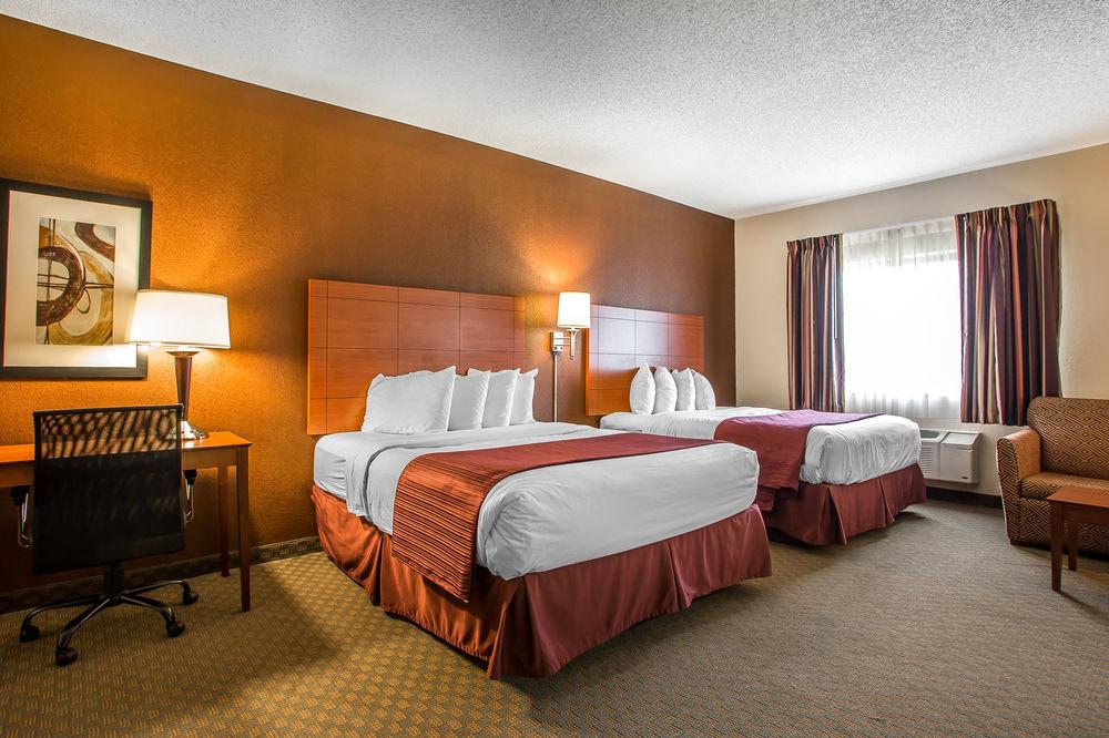 Quality Inn Sheboygan Pet Policy