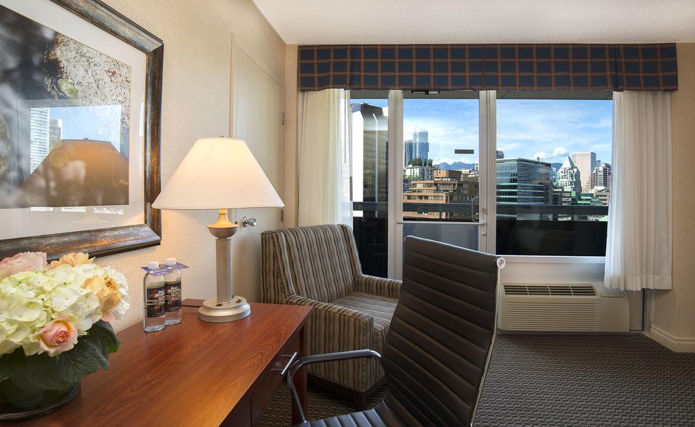 Pet Friendly Hotels In Vancouver Bc Bringfido