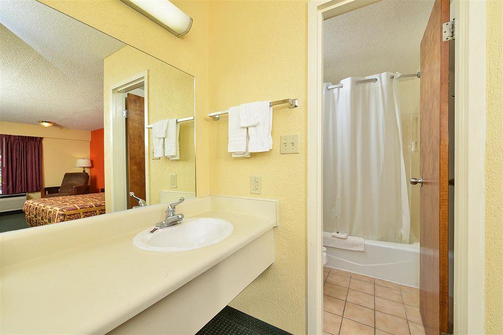 Super Value Inn Valdosta Pet Policy