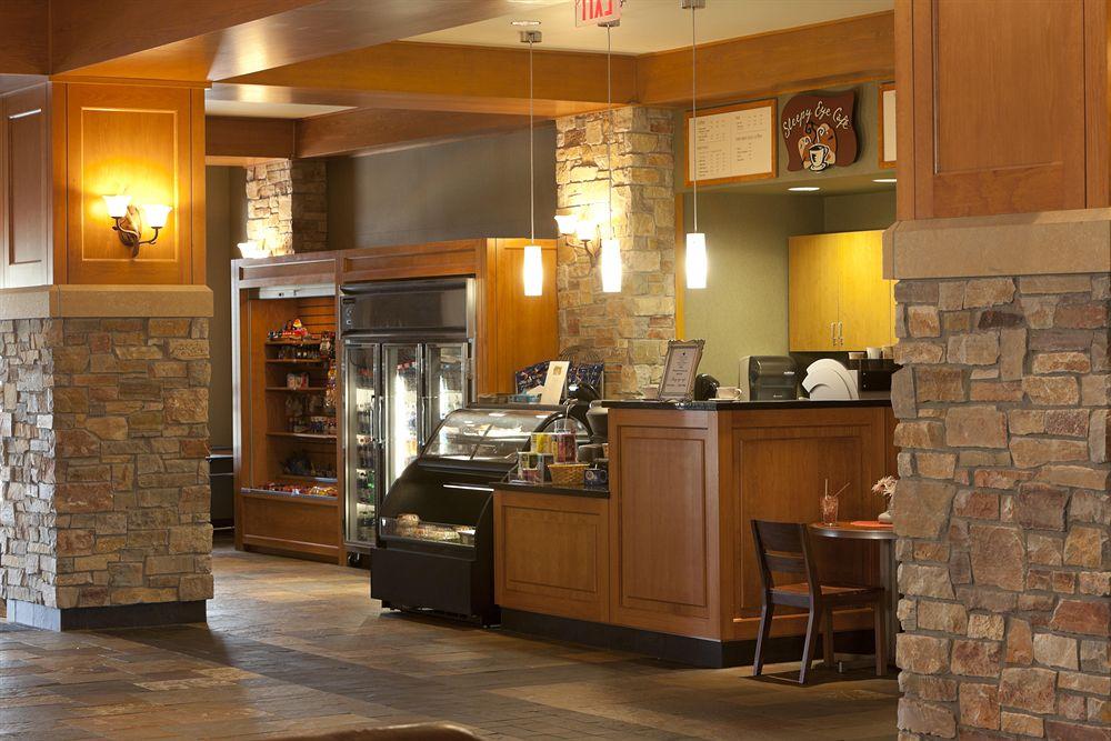 Radisson Hotel Bloomington by Mall of America and Water Park of America