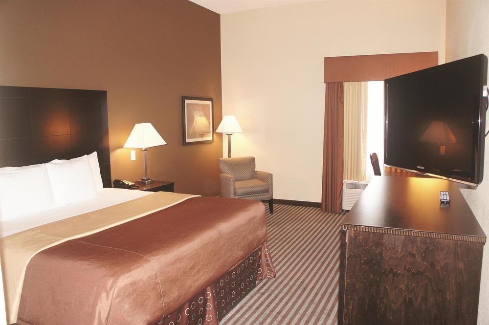 Pet Friendly Hotels In Houston Tx Bringfido