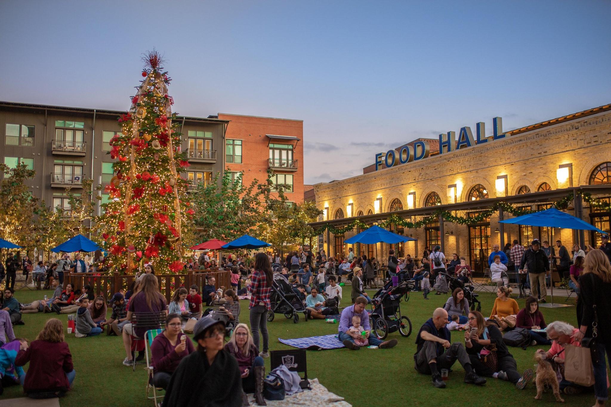 San Antonio 2022 Christmas Pet Friendly Riverwalk Events Holiday Lights On The River Walk