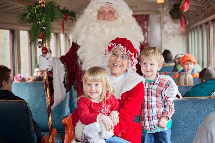 Pet Friendly Santa Claus Special at Lehigh Gorge Scenic Railway