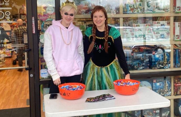 Pet Friendly Bethany Village Halloween Hunt