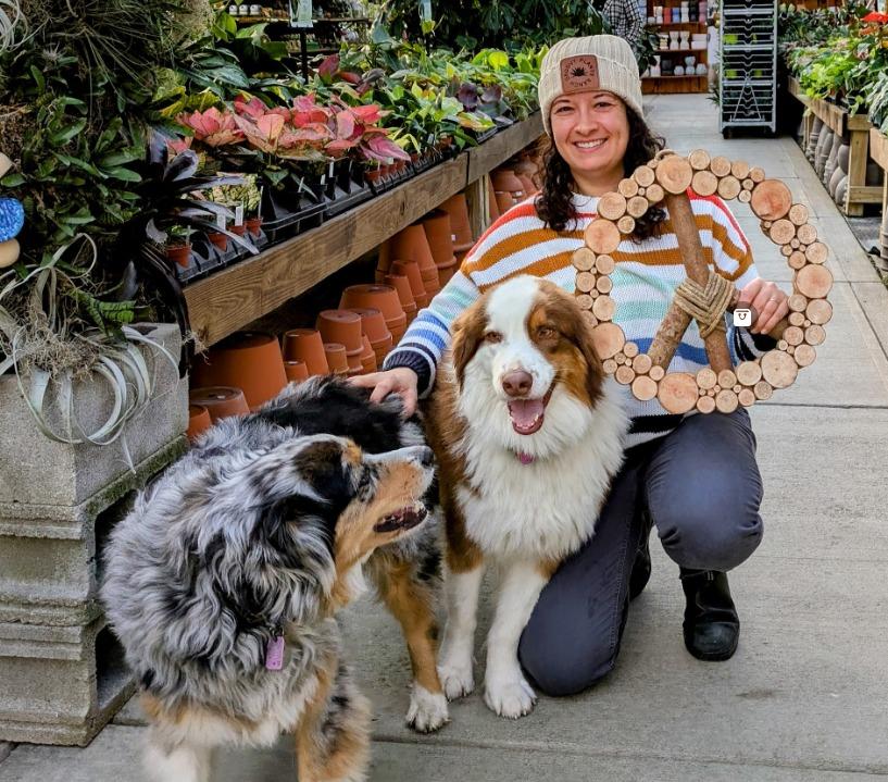 Pet Friendly Made for Mom Market