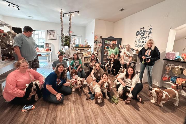Pet Friendly Yappy Hour with Modern Companion