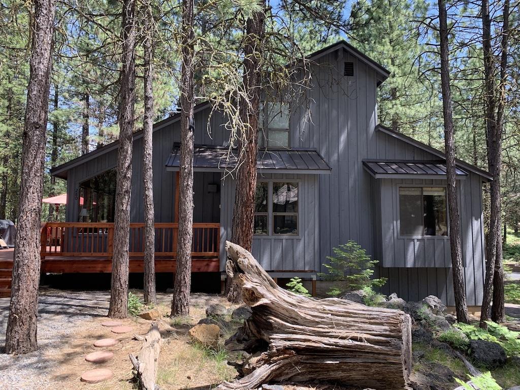 Black Butte Home Pet Policy