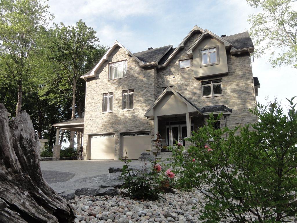 Pet Friendly Vacation Rentals In Chelsea Qc Bringfido