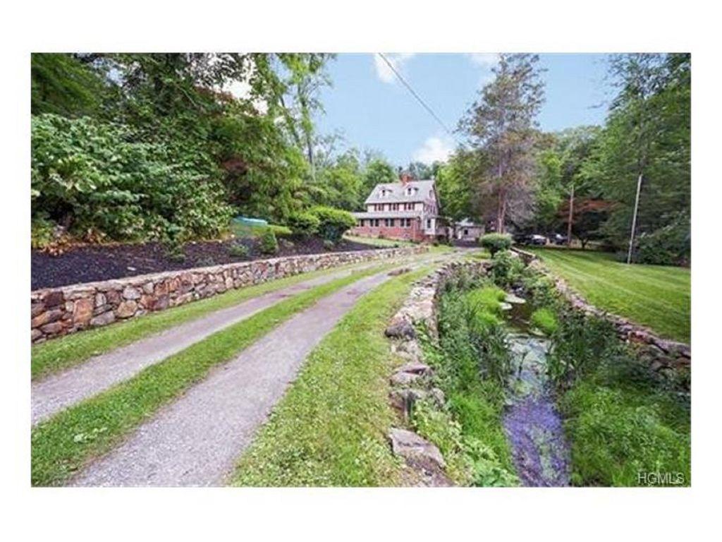 Pet Friendly Vacation Rentals In Bear Mountain Ny Bringfido