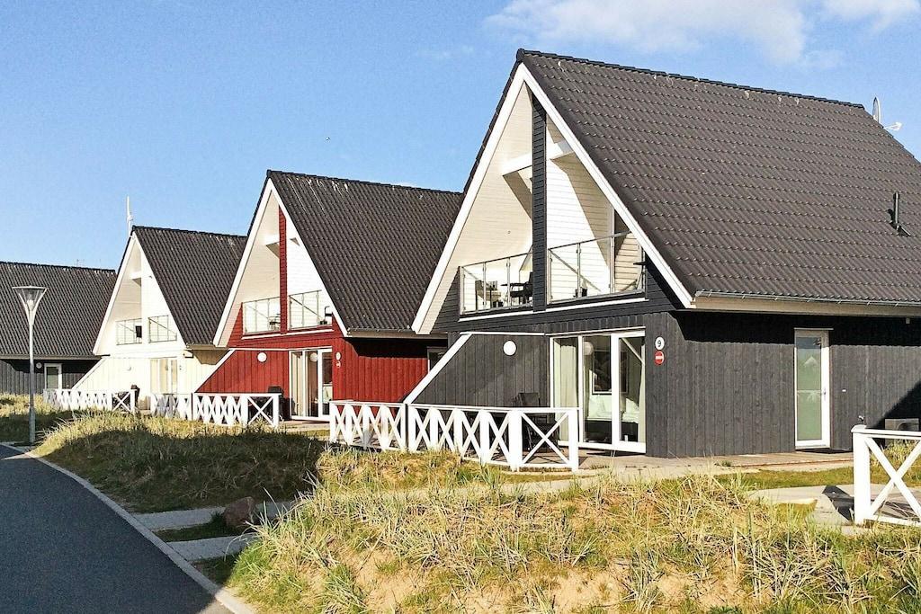 Pet Friendly 4 Star Holiday Home in Wendtorf