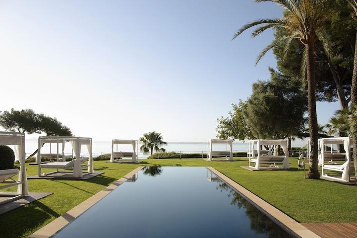 Pet Friendly Hotel de Mar Gran Meliá - The Leading Hotels of the World