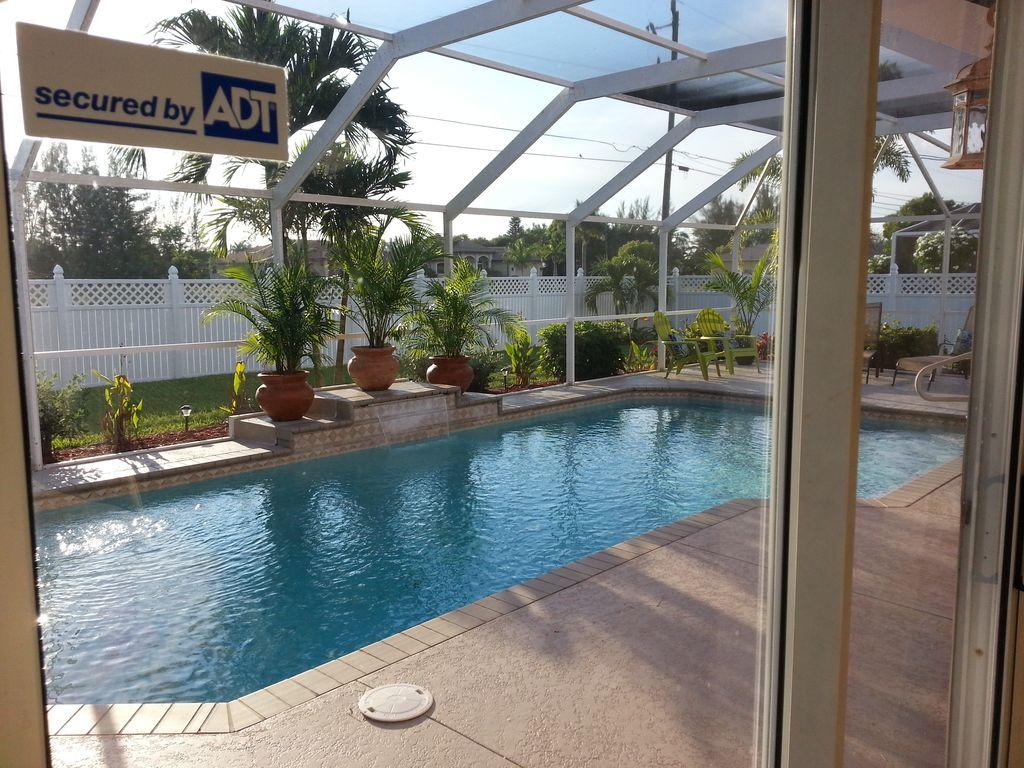 Pet Friendly Vacation Rentals In North Fort Myers Fl Bringfido