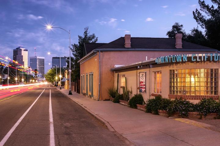 Pet Friendly The Downtown Clifton Hotel Tucson
