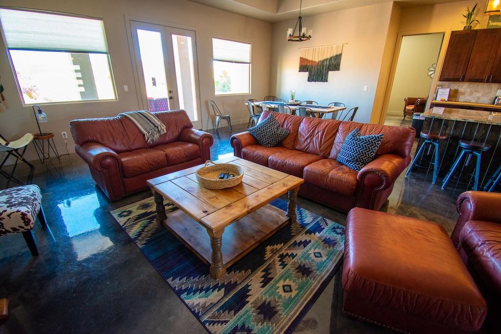 Reagan House in Hurricane Pet Policy