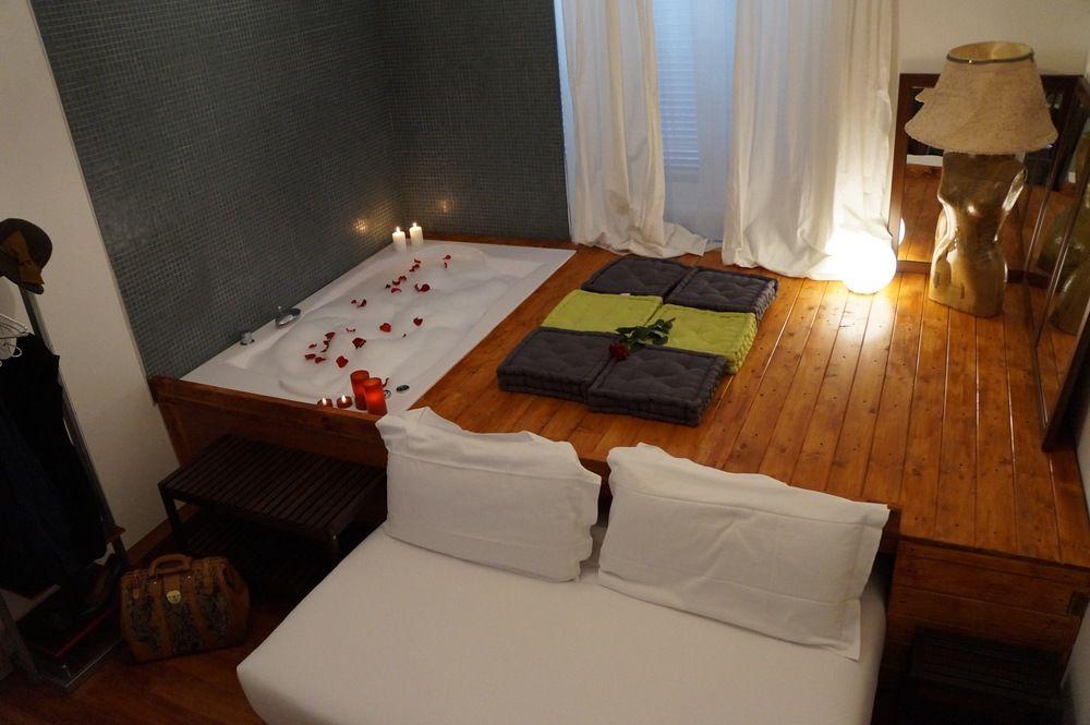 Jacuzzi Rooms Room Inn Rome Pet Policy