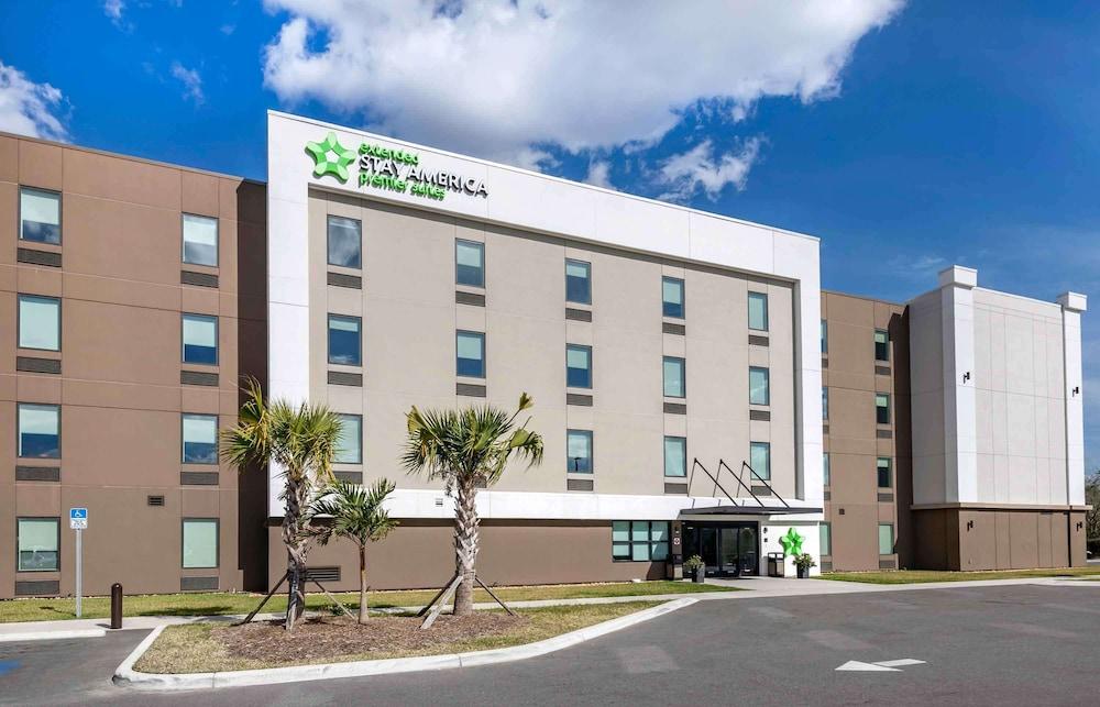 Pet Friendly Extended Stay America Premier Suites Tampa Fairgrounds Casin