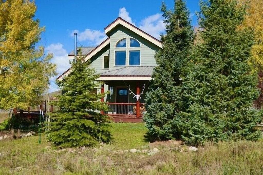 Perfect Mountain Getaway in Crested Butte South Pet Policy
