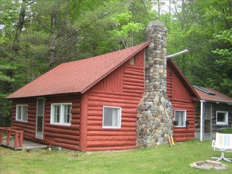 Log Cabin on the Ausable River Pet Policy