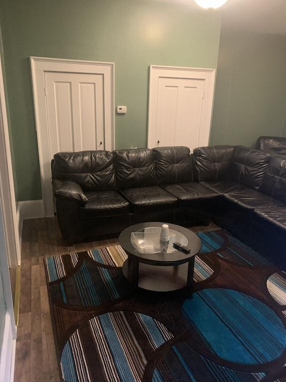 Historical Suffolk Loaf Apartment in Downtown Area Pet Policy