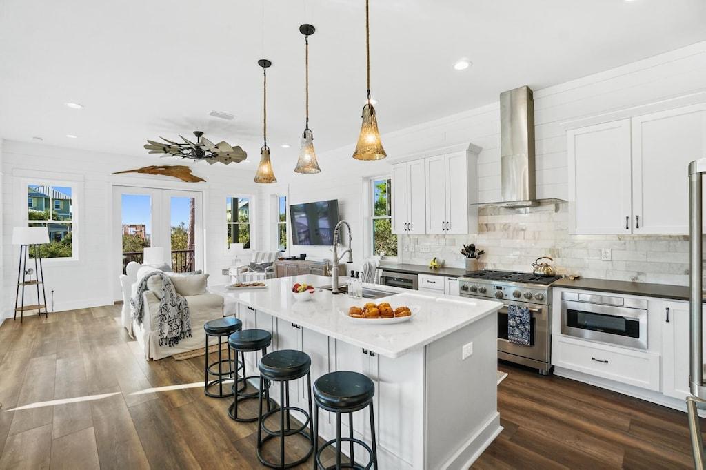 Saint Joseph Bay Pet Policy