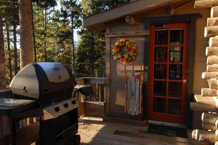 Pet Friendly Hotels In Evergreen Co Bringfido