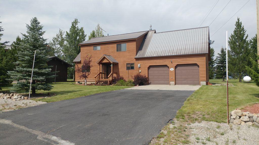 VRBO West Yellowstone Pet Policy