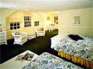 Chatham Wayside Inn Pet Policy - 