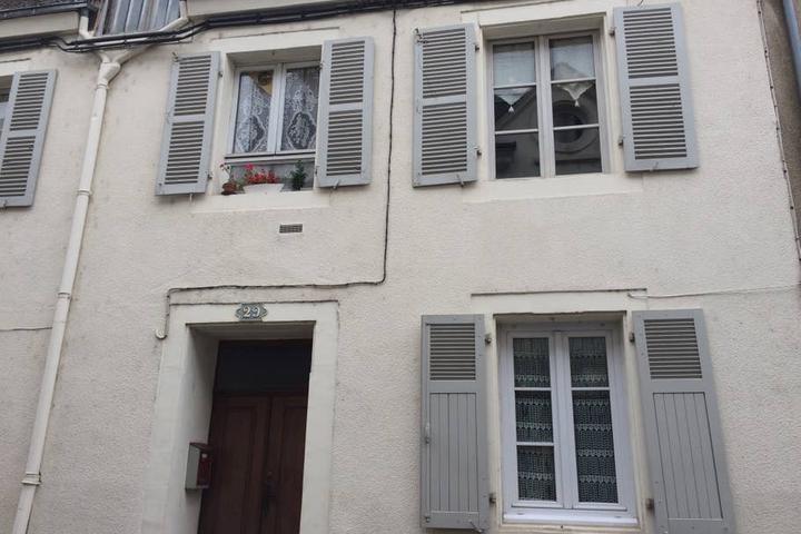 Pet Friendly Chateauroux Airbnb Rentals