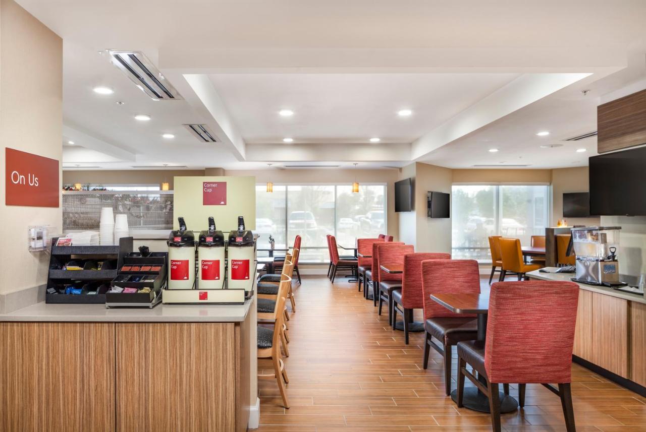 Pet Friendly TownePlace Suites by Marriott Altamonte Springs
