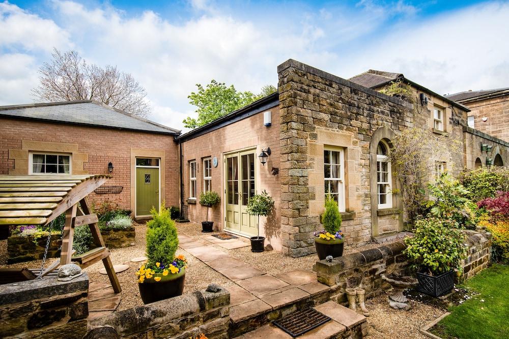 Coach House Bed & Breakfast Alnwick Pet Policy