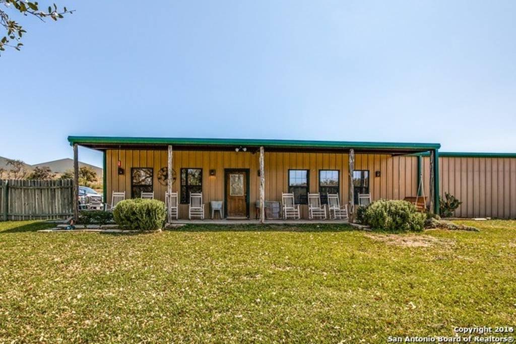 Pet Friendly Hotels In Comfort Tx Bringfido