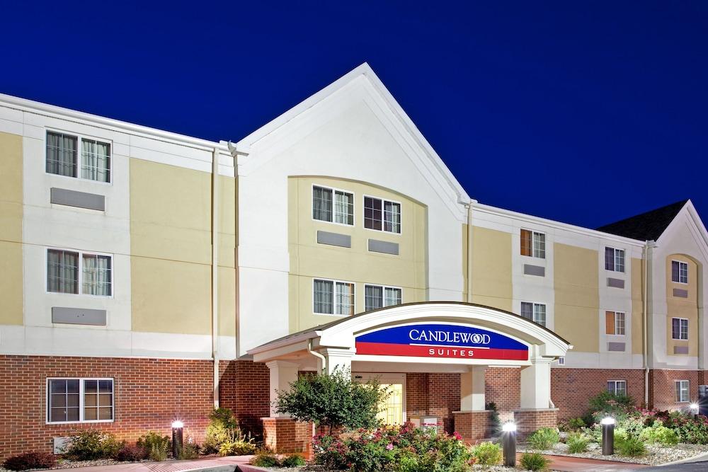 Pet Friendly Candlewood Suites Merrillville an IHG Hotel