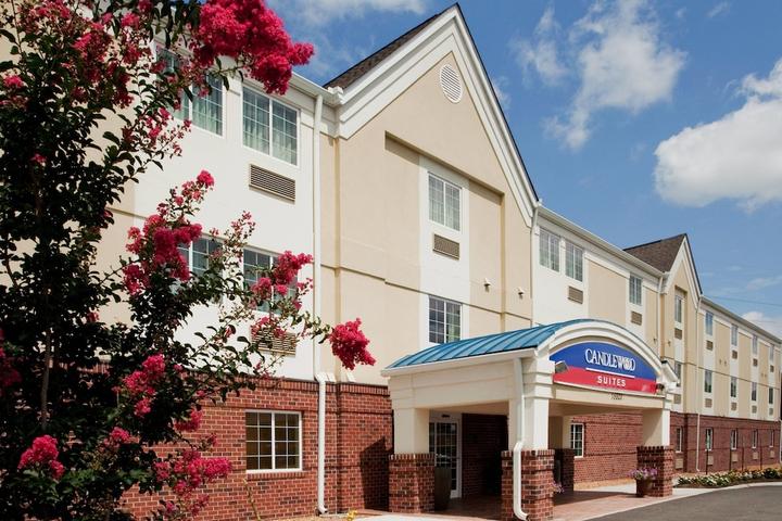 Pet Friendly Candlewood Suites Colonial Heights Fort Lee an IHG Hotel