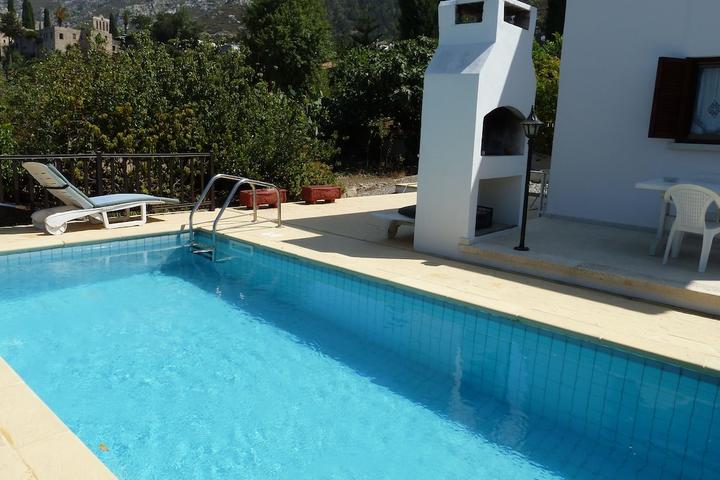Pet Friendly Bellapais Villa with Private Pool & Fantastic View